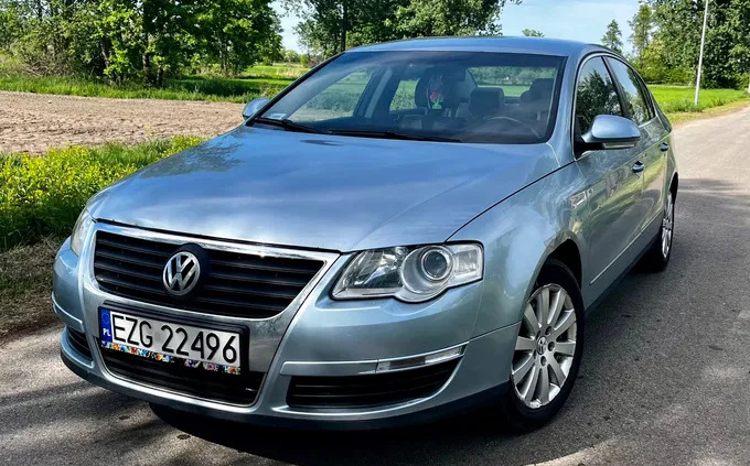 volkswagen błonie Volkswagen Passat cena 7500 przebieg: 303825, rok produkcji 2005 z Błonie